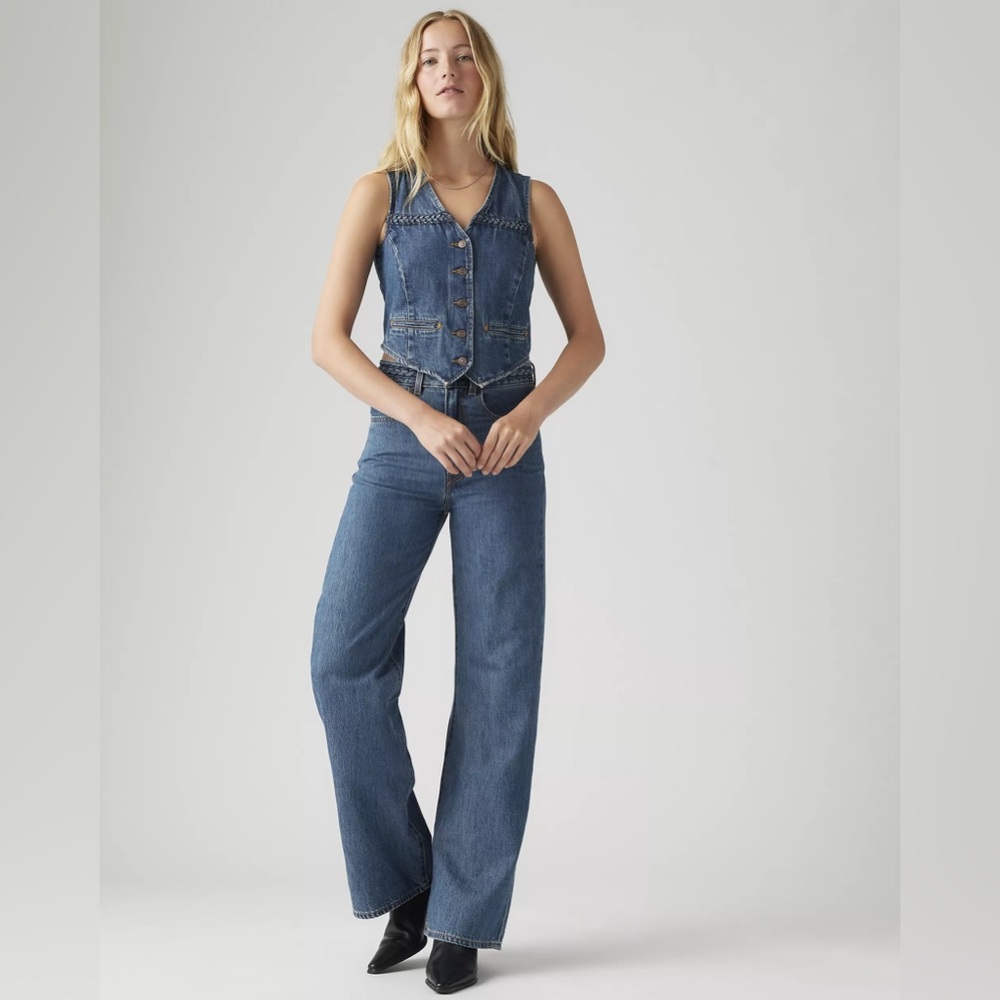 NWT LEVIS RIBCAGE WIDE LEG BRAIDED
WOMEN'S JEANS